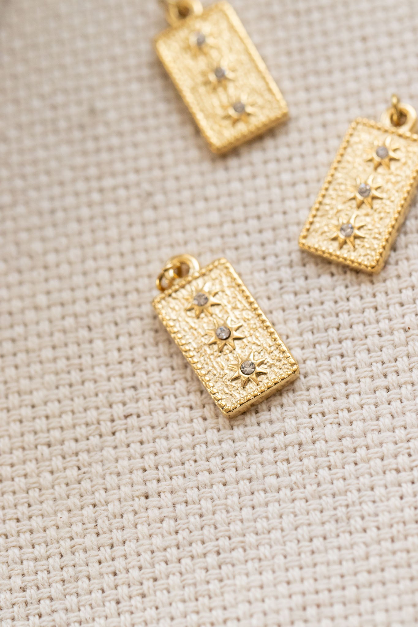 Bebé Charm Medium
