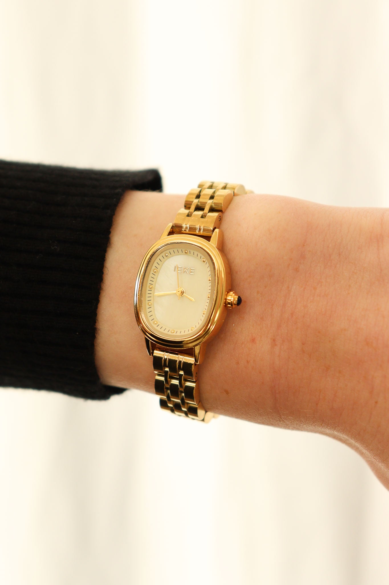 The Ieke Watch in Gold