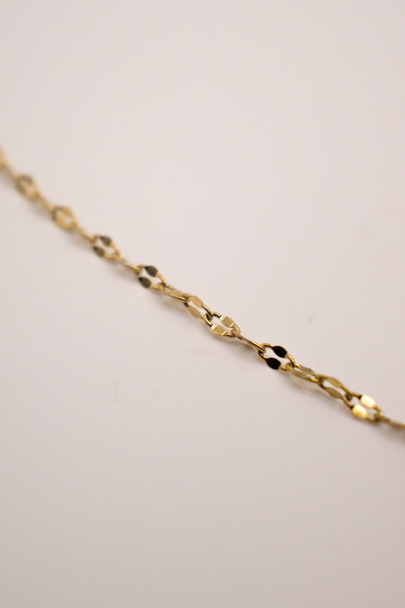 Sparkle Lip Link Chain