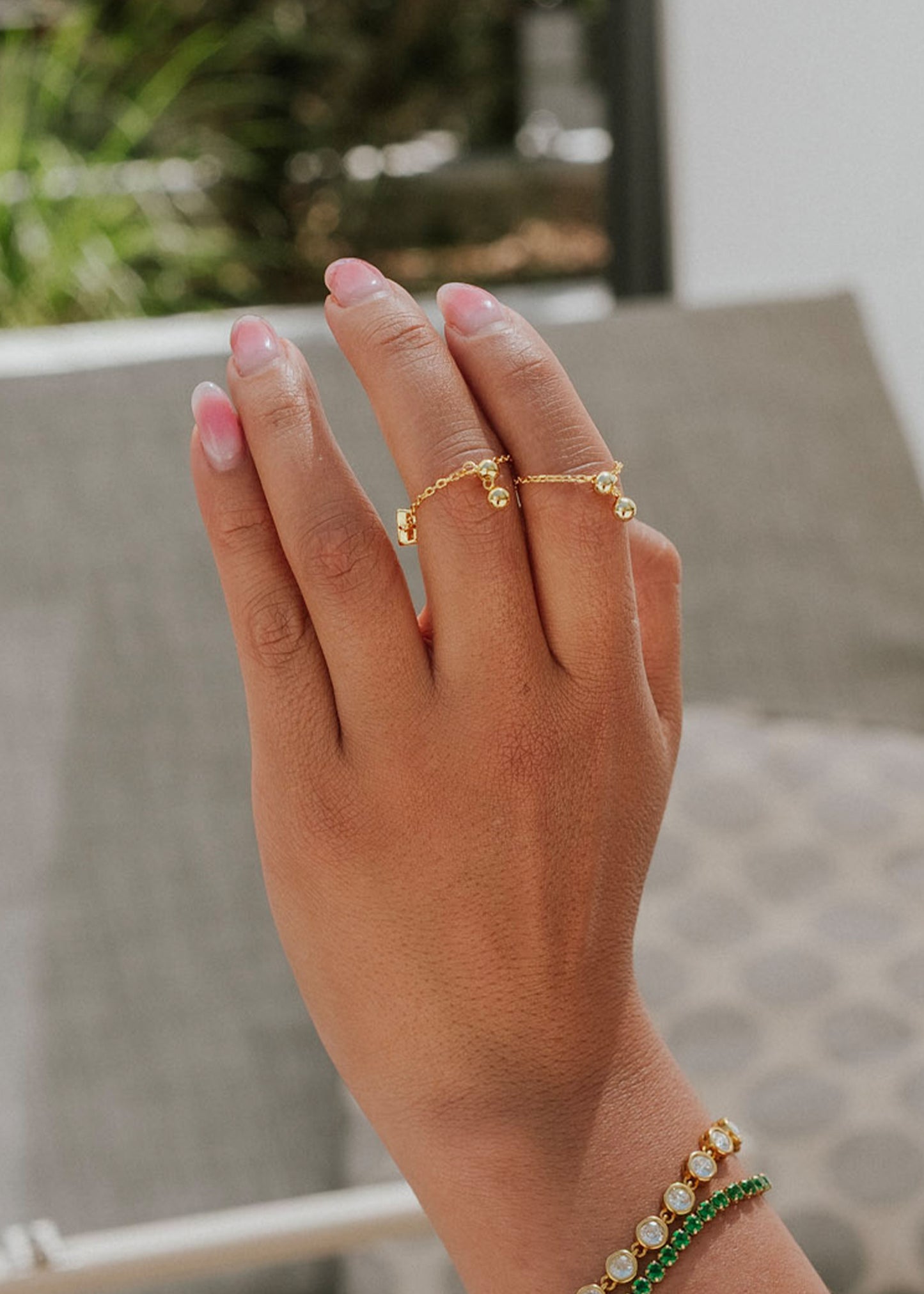 The Justine Adjustable ring in White