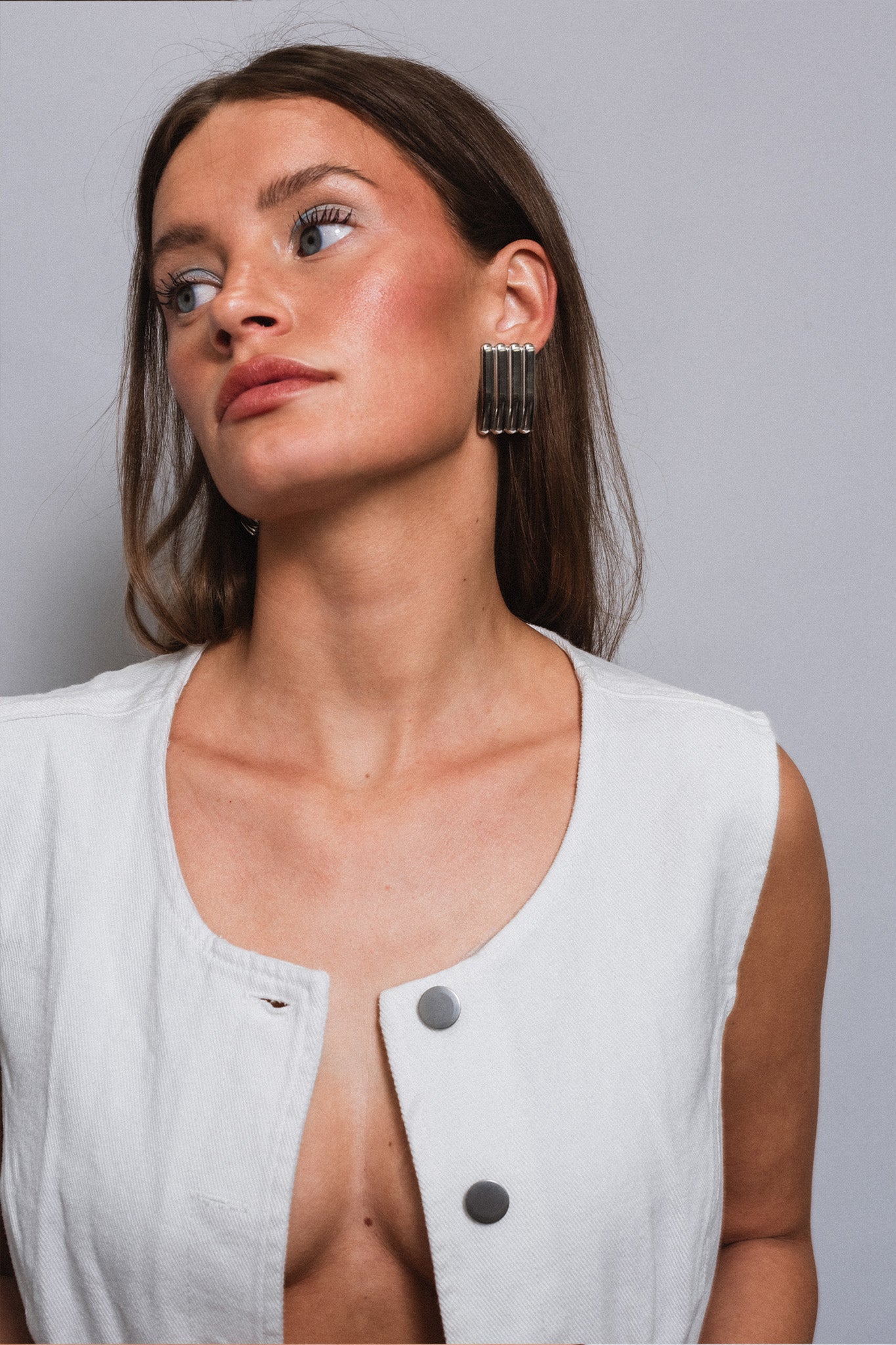 The Chunky Beam Earrings in Silver