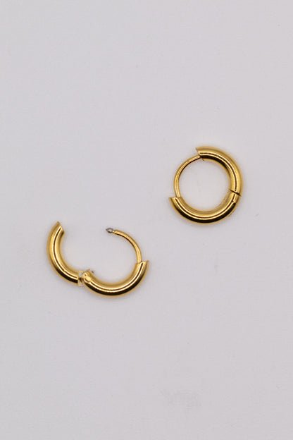 Juana Mini Huggies in Gold