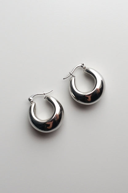 Anastasia Hoops in Silver