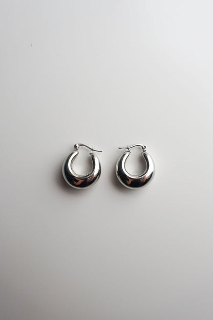 Anastasia Hoops in Silver