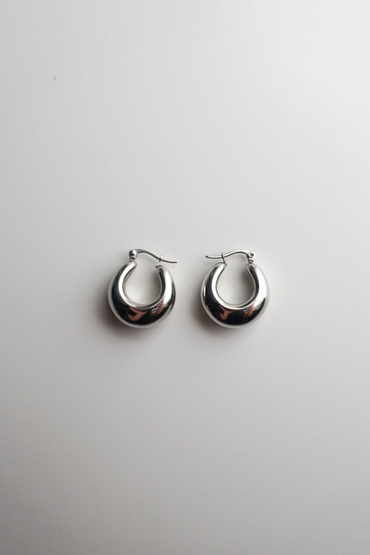 Anastasia Hoops in Silver