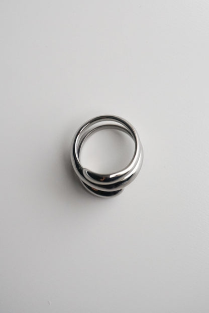 The Marais Coil Ring