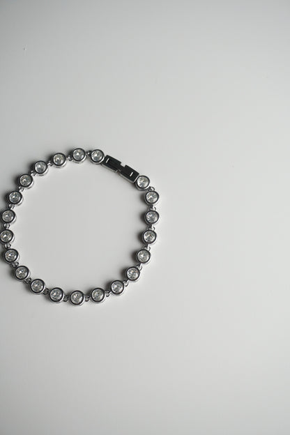 Bezel Stone Bracelet in Silver