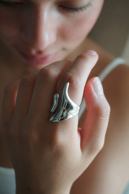Vivi Ring in Silver