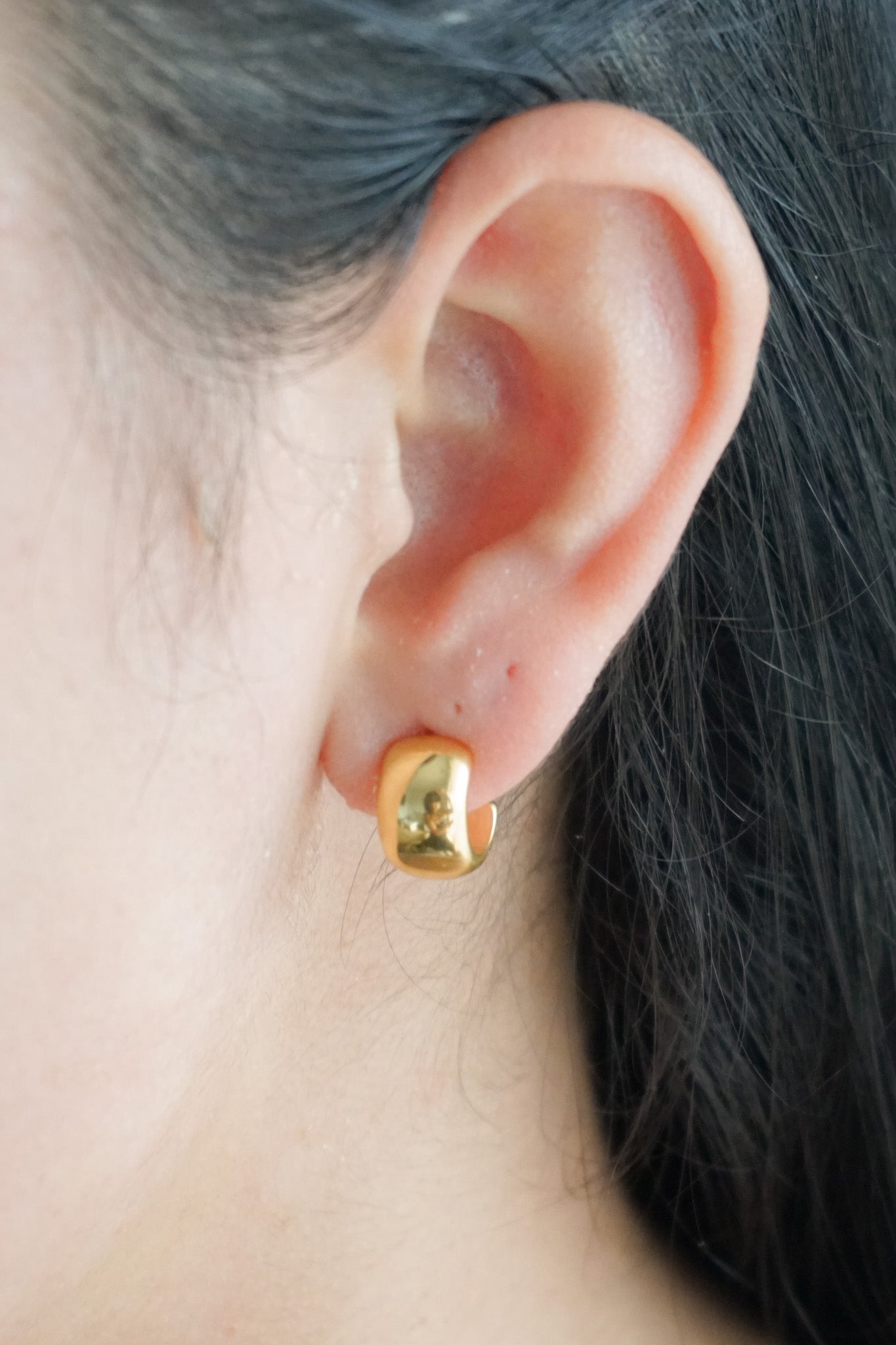Mini Open Hoops in Gold