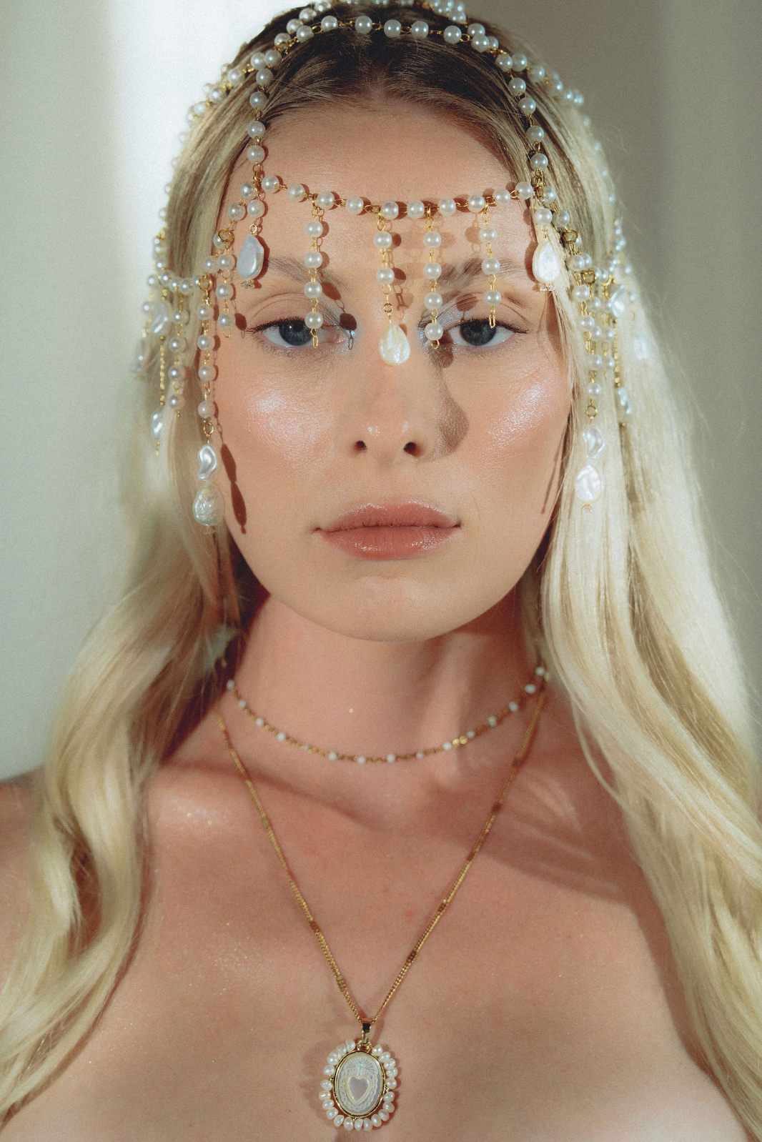 Soléne Headpiece