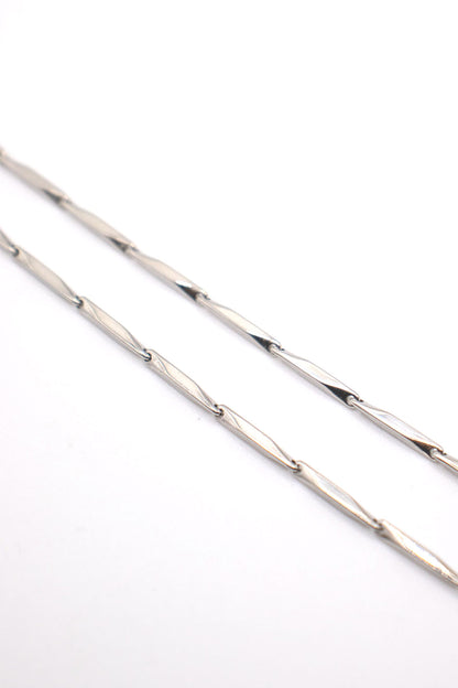 The Layla Thin Silver Necklace