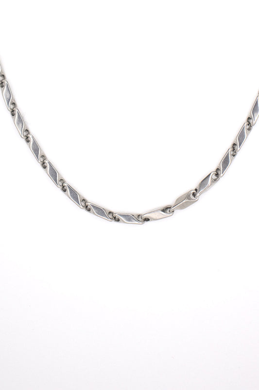 The Elise Silver Necklace